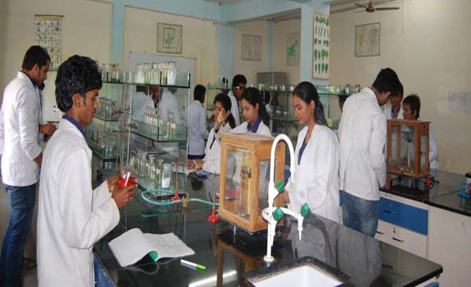 Dr MC Saxena College of Pharmacy Lucknow Building & Infrastructure photo 2